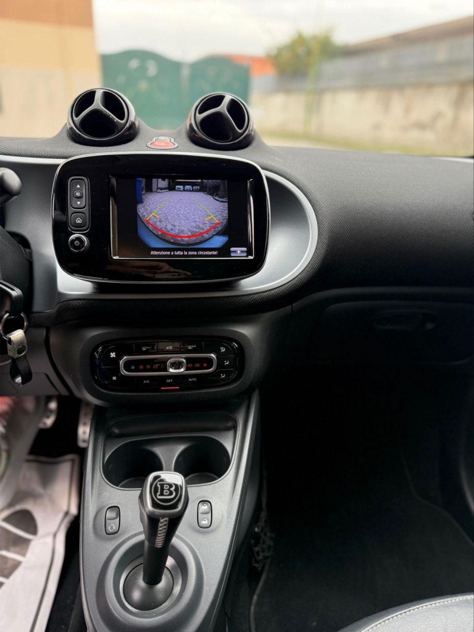 SMART BRABUS PRO ELEKTİRİKLİ ARABA - görsel 4