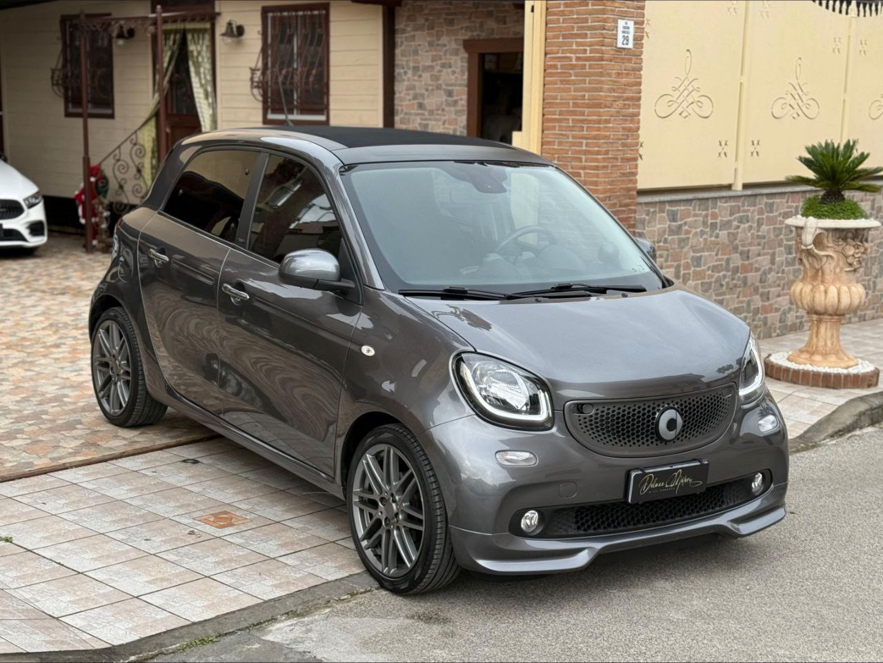SMART BRABUS PRO ELEKTİRİKLİ ARABA - görsel 7