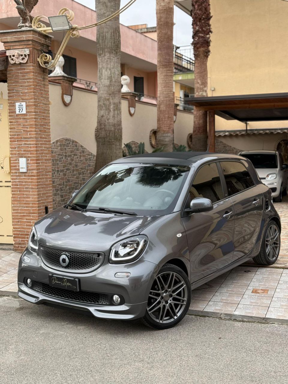SMART BRABUS PRO ELEKTİRİKLİ ARABA