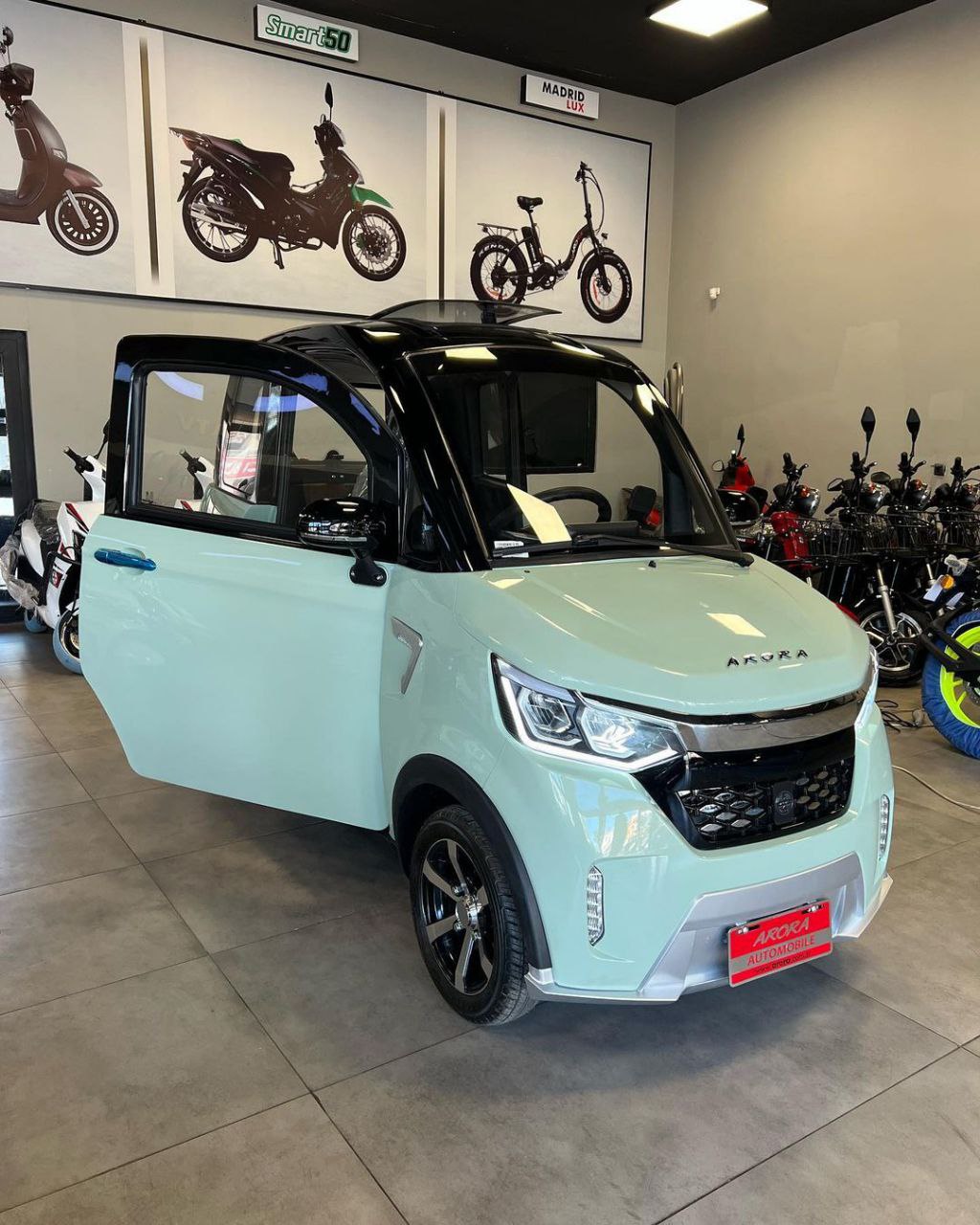 ARORA S1 ELEKTİRİKLİ ARABA